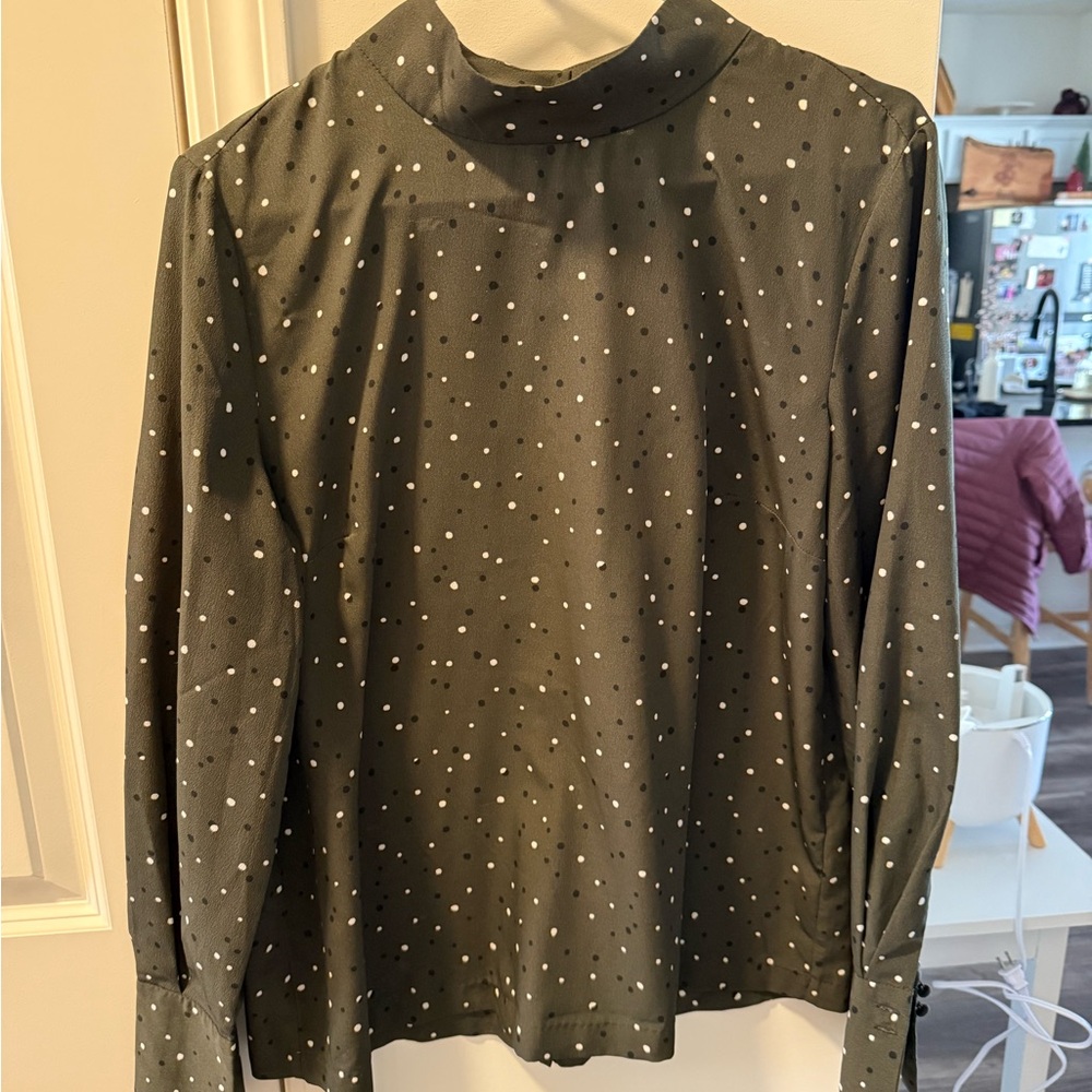 H&M Dark Green Polka Dot Blouse
